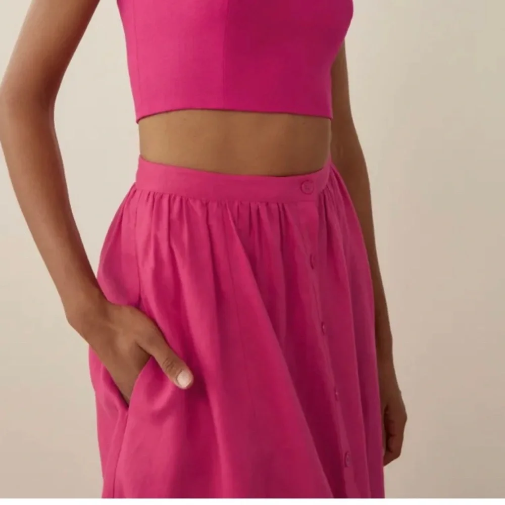 Reformation Orzo Linen MIDI High Waist Skirt in Hot Pink Corvette 2 Button Front - Picture 2 of 5